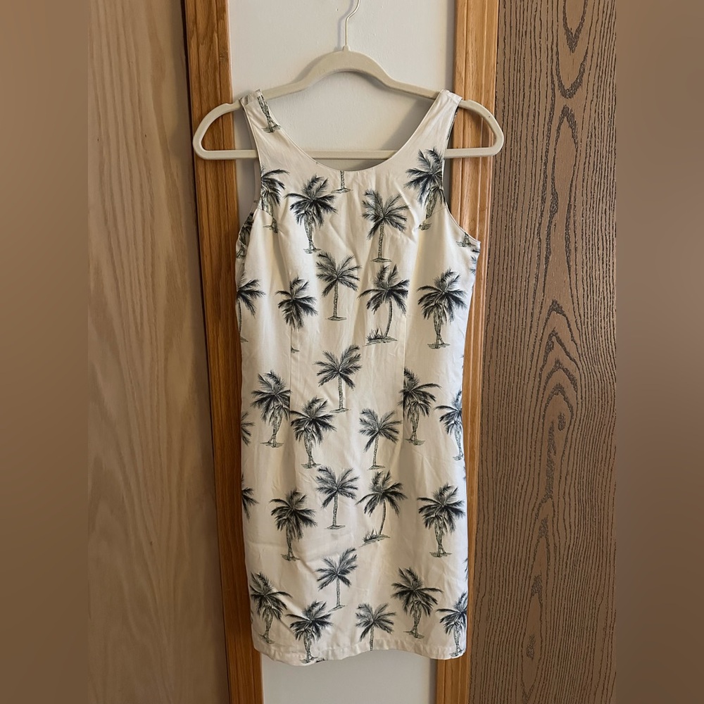 Cream and Gray Halter Neck Sheath Mini Dress for Resort Wear